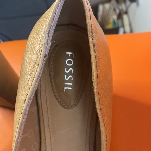 Fossil heels in good condition. - Picture 3 of 6